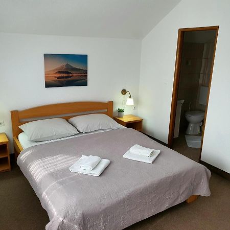Guesthouse Kovacevic Korenica Exteriör bild