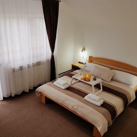 Guesthouse Kovacevic Korenica Exteriör bild