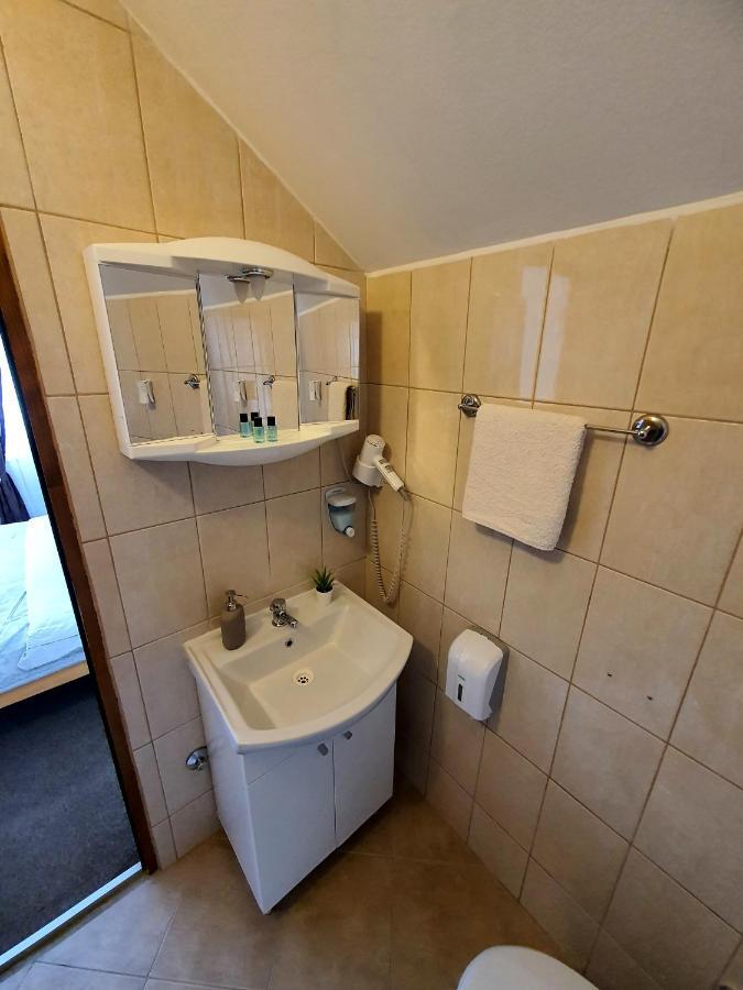 Guesthouse Kovacevic Korenica Exteriör bild