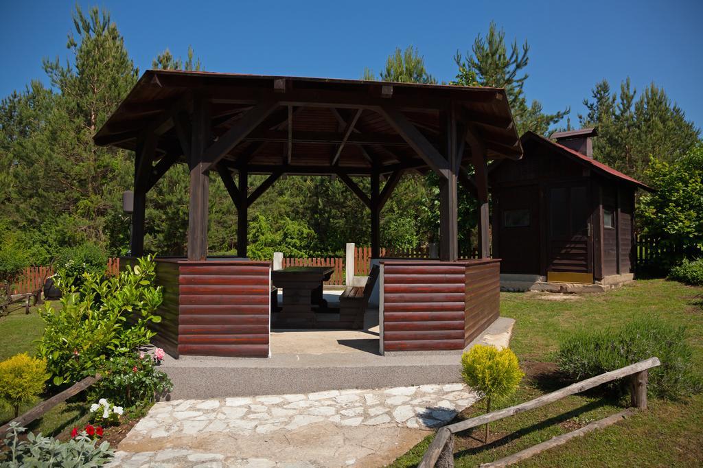 Guesthouse Kovacevic Korenica Exteriör bild