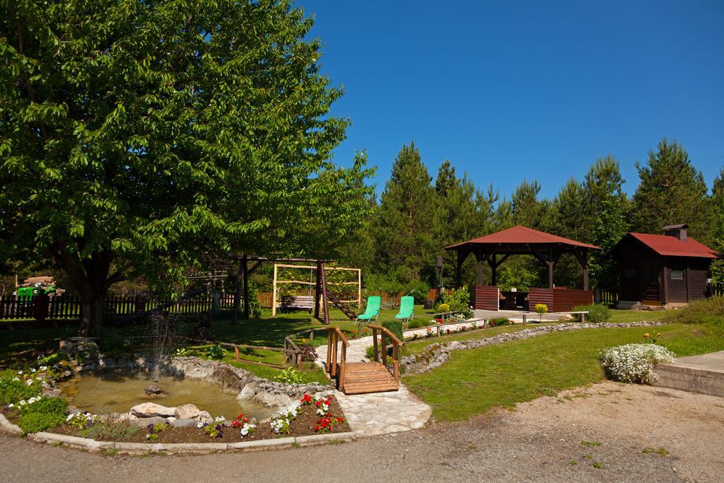 Guesthouse Kovacevic Korenica Exteriör bild